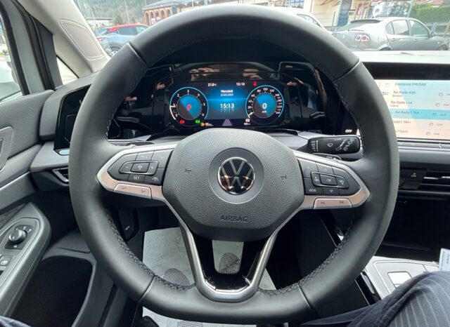 
								Volkswagen Golf 2.0 Tdi Style 116 cv DSG completo									