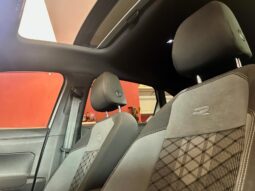 
										Volkswagen Taigo Taigo 1.0 tsi R-Line 110cv dsg completo									