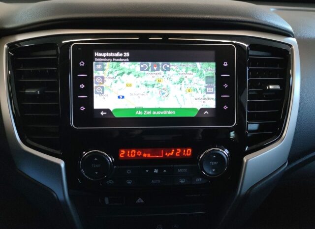 
								Mitsubishi L200 MT D.C. Select NAVI completo									