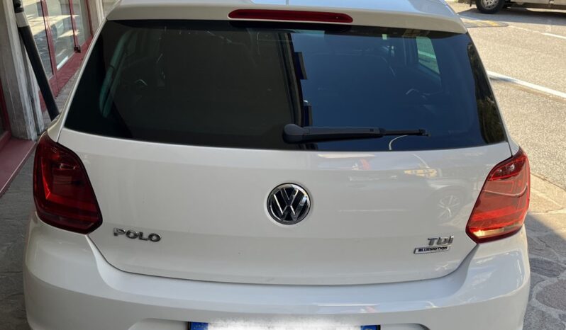 
								Volkswagen Polo Comfortline 1.4 TDI completo									