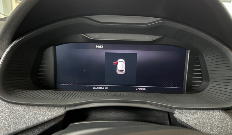 
								Skoda Kamiq 1.0 TSI Selection completo									