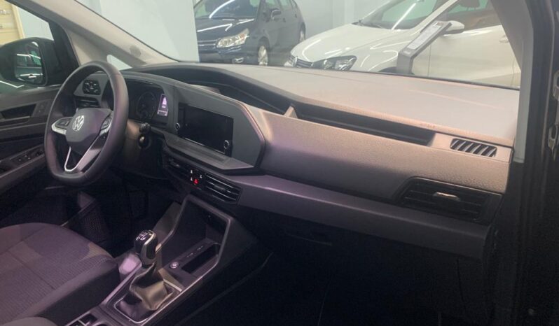 
								Volkswagen Caddy Space 2.0 Tdi completo									