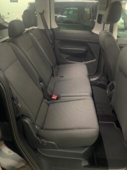 
										Volkswagen Caddy Space 2.0 Tdi completo									