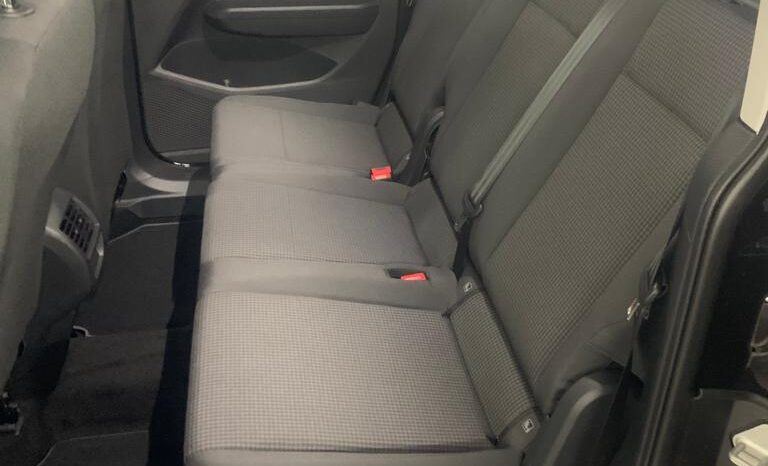 
								Volkswagen Caddy Space 2.0 Tdi completo									
