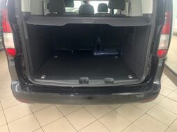 
										Volkswagen Caddy Space 2.0 Tdi completo									